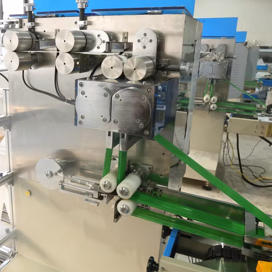 Automatische Einweg-Bestecktasche, Restaurant-Verpackungsmaschine mit komplettem Satz Einweg-Essstäbchen/Löffel/Serviette/Salzpfeffer